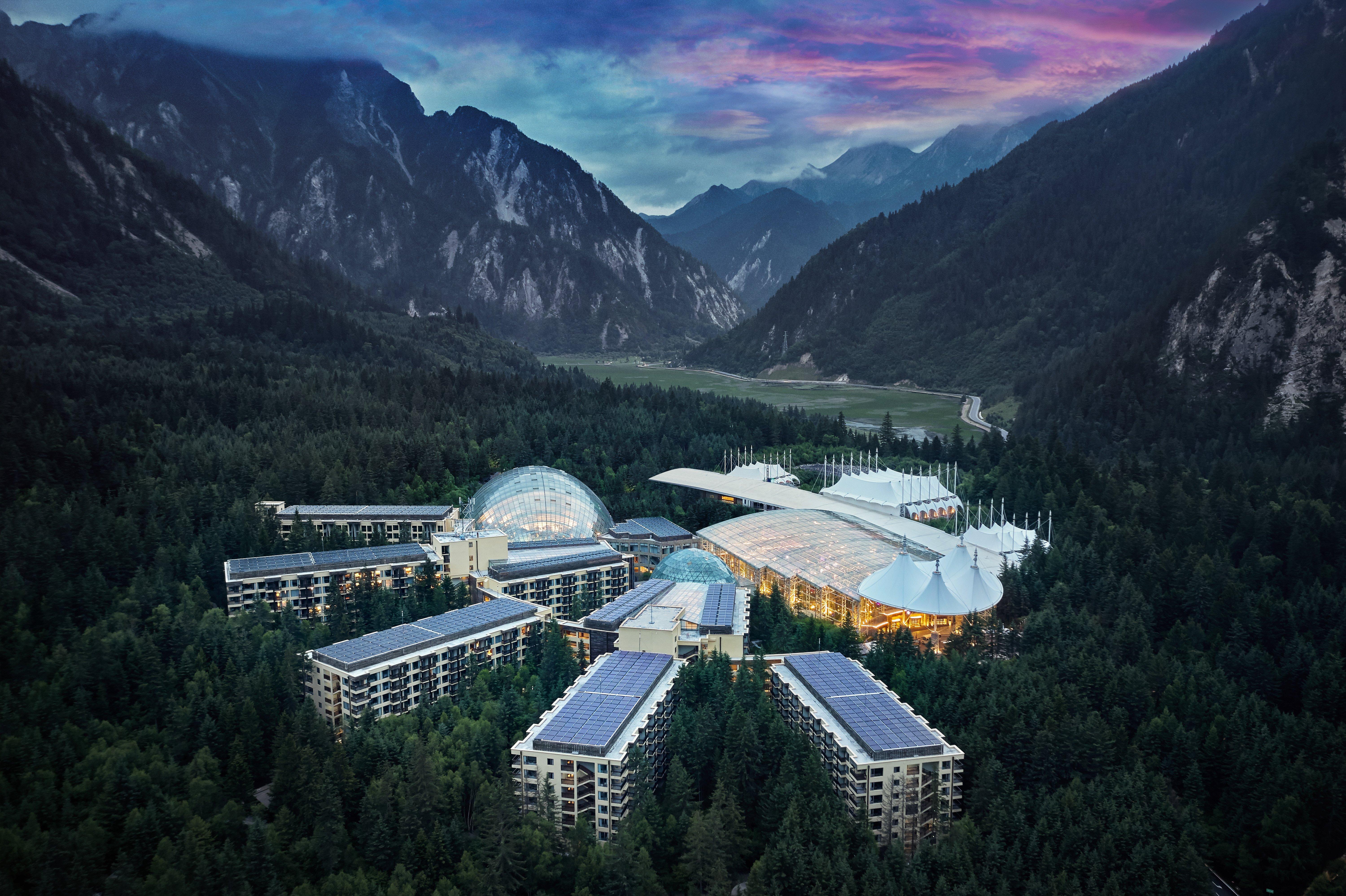 Intercontinental Resort Jiuzhai Paradise By Ihg Jiuzhaigou Exterior photo