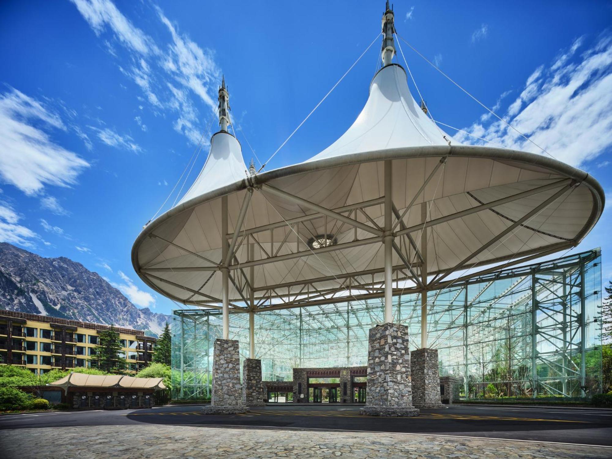 Intercontinental Resort Jiuzhai Paradise By Ihg Jiuzhaigou Exterior photo